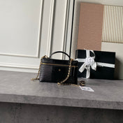 CHANEL 26S VANITY CASE 19 IN BLACK LIZARD-EMBOSSED LEATHER