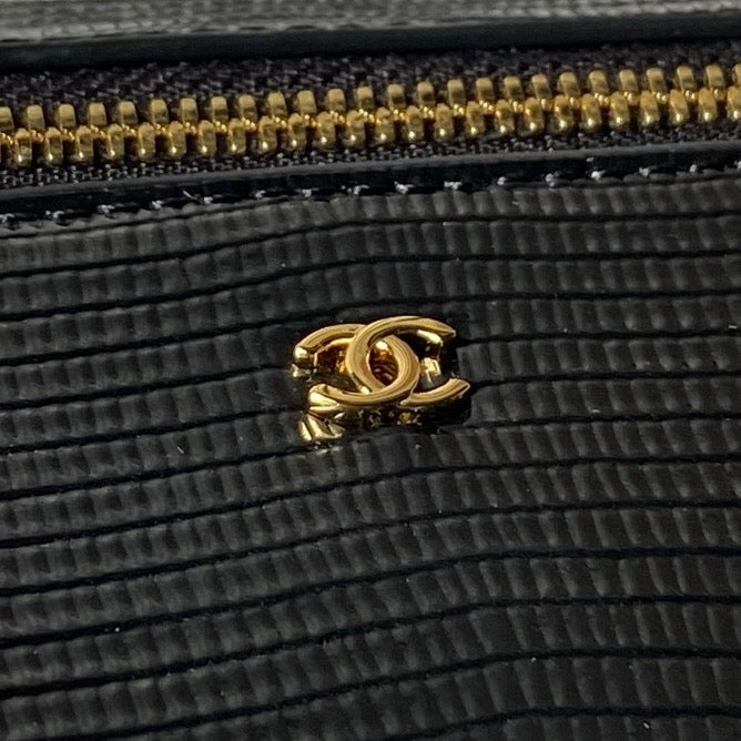 CHANEL 26S VANITY CASE 23 IN BLACK LIZARD-EMBOSSED LEATHER