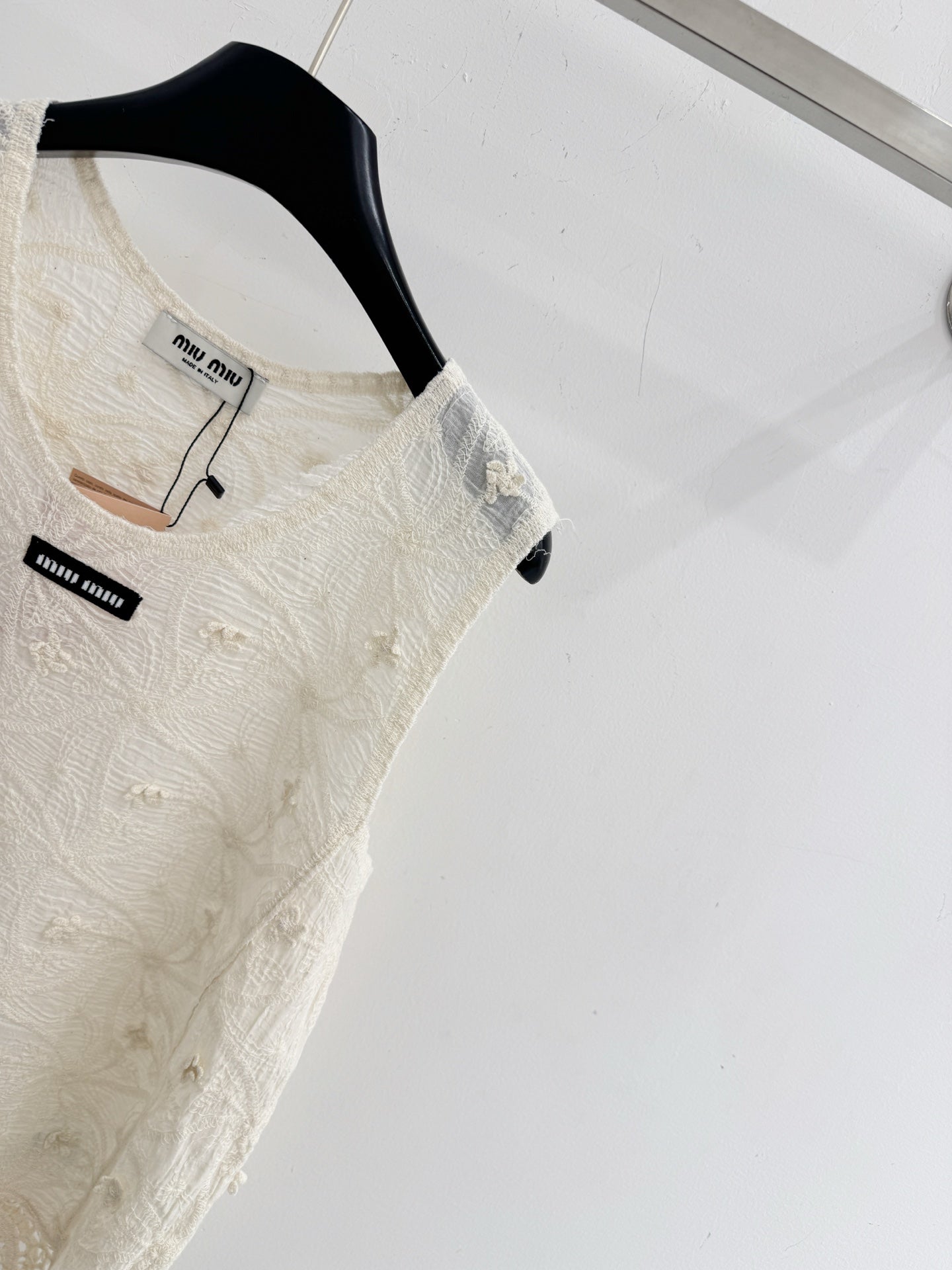 MIUMIU 26S LACE TANK TOP STYLE 1071