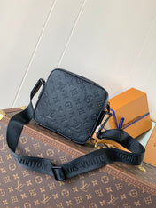 LV 25S GETAWAY MESSENGER BAG 20 IN BLACK MONOGRAM SHADOW EMBOSSED CALFSKIN