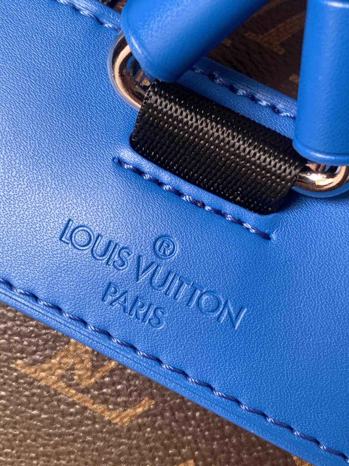 LV 25S CHRISTOPHER BACKPACK 48 IN BROWN AND PERSIAN BLUE CANVAS MONOGRAM