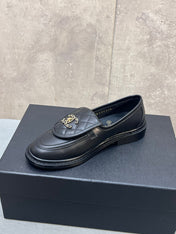 CHANEL 26S LOAFERS IN BLACK QUILTED CALFSKIN WITH CHAIN CC LOGO