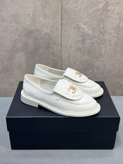 CHANEL 26S LOAFERS IN WHITE CANVAS WITH QUILTED FLAP & CHAIN CC LOGO