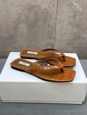 THE ROW 26S SQUARE TOE THONG SANDALS IN CARAMEL BROWN CROCODILE EMBOSSED CALFSKIN