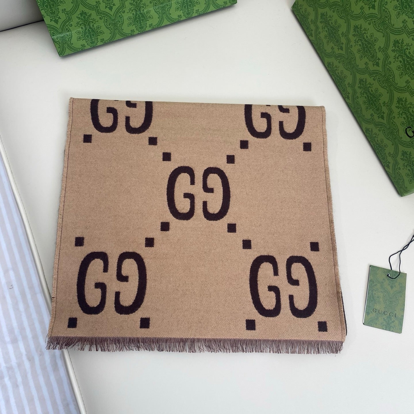 GUCCI 25S SCARF 190 IN WOOL SILK 742030