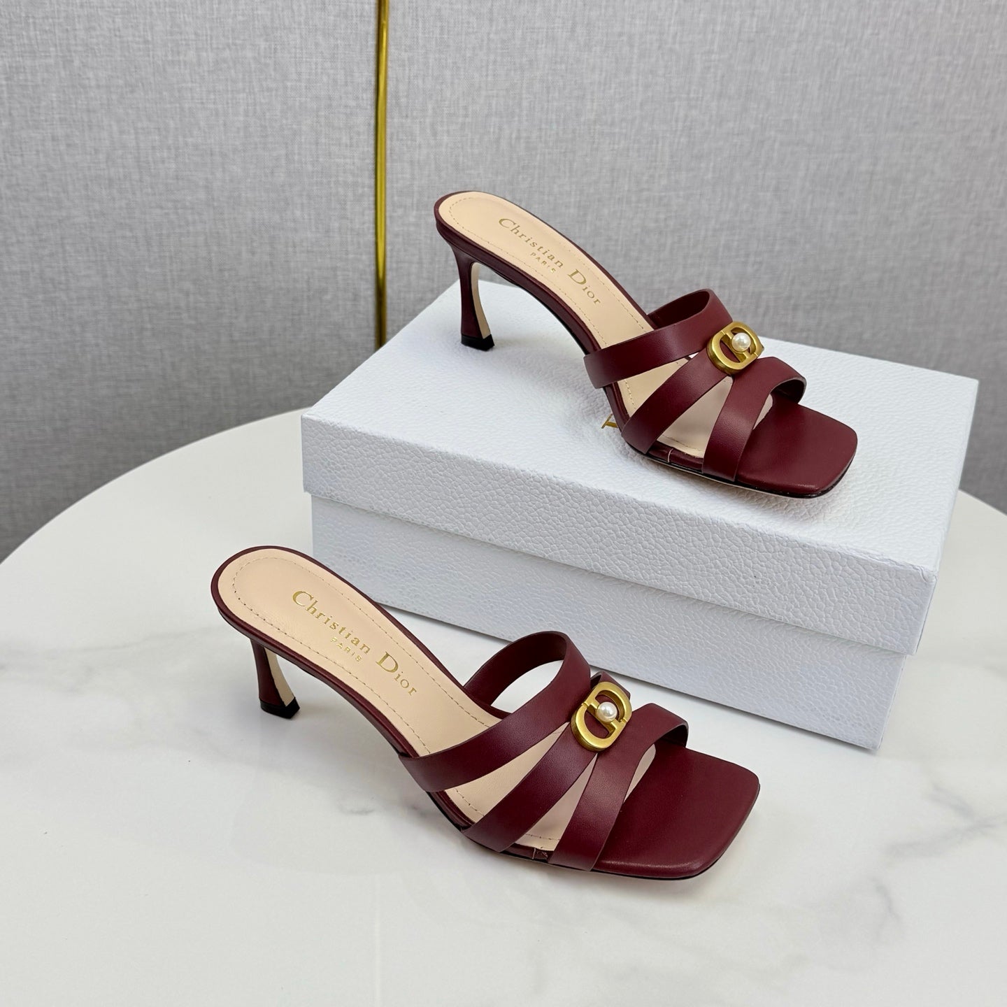 DIOR 26S 30 MONTAIGNE HIGH-HEELED IN BURGUNDY RED CALFSKIN GOLD HARDWARE