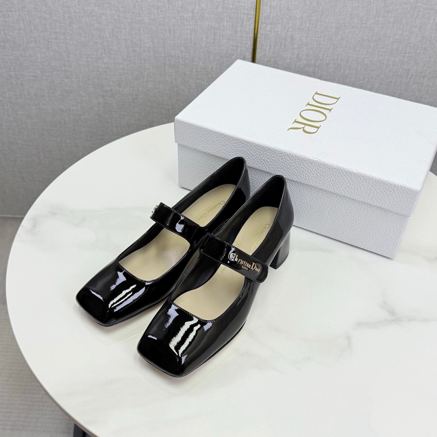 DIOR 26S MARY JANE HIGH HEELS 40MM IN BLACK PATENT CALFSKIN GOLD HARDWARE