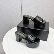 CHANEL 26S BLOCK HEEL SANDALS 100 MM IN BLACK CROCODILE-EMBOSSED CALFSKIN