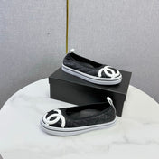 CHANEL 26S CC LOGO SLIP-ON SNEAKERS IN BLACK CALFSKIN