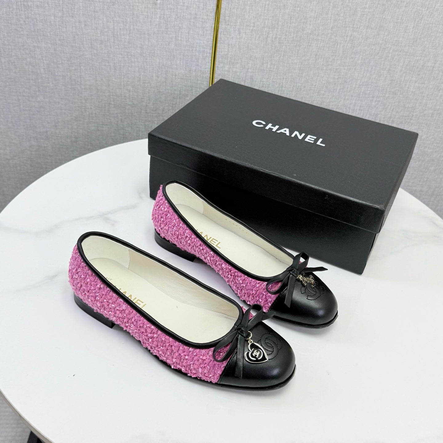 CHANEL 26S BALLET FLATS IN DARK PINK TWEED AND LAMBSKIN