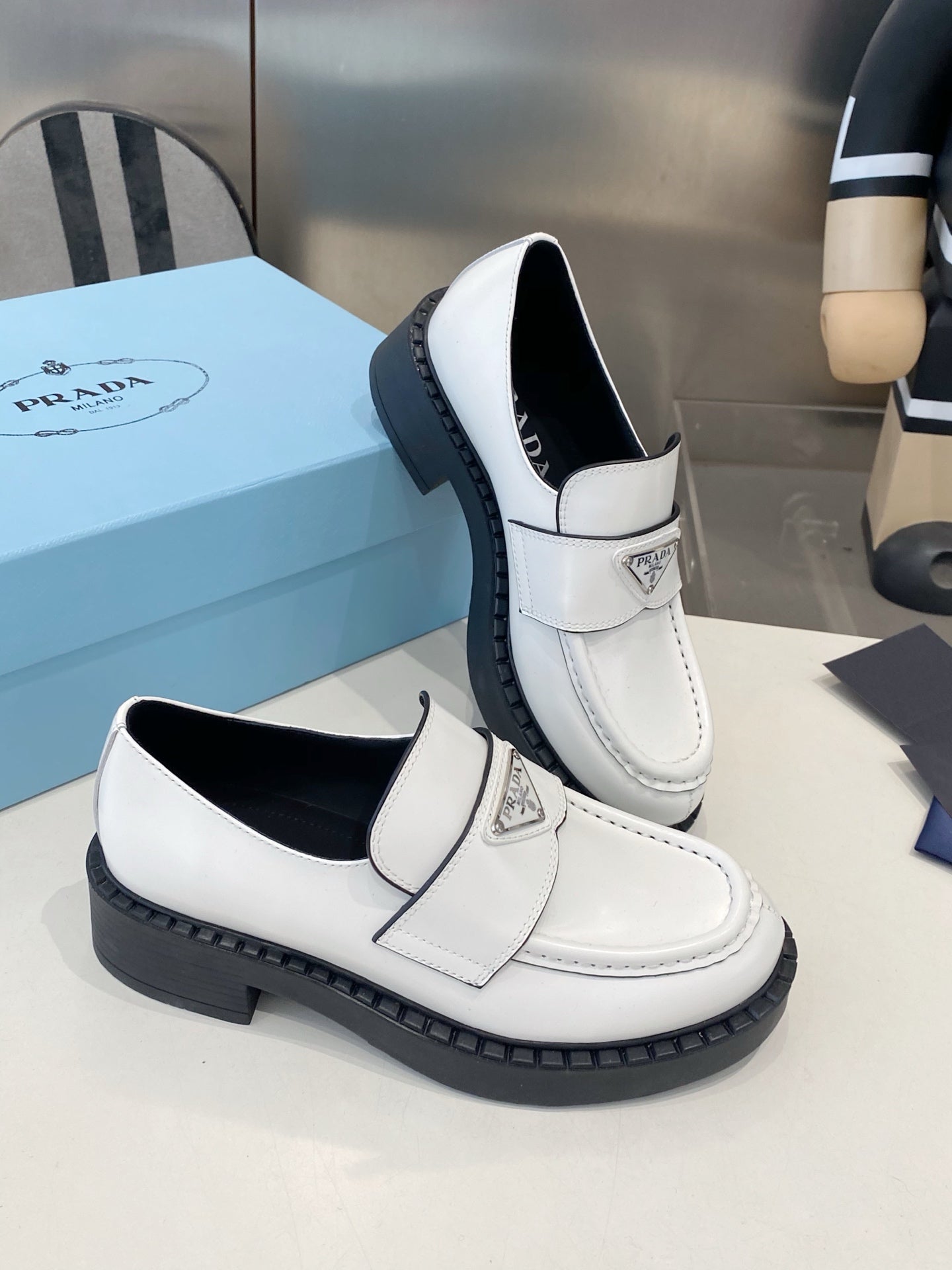 PRADA 26S LOAFERS IN WHITE CALFSKIN WITH LOGO