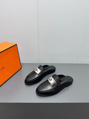 0Z MULE IN BLACK LAMBSKIN