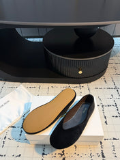 THE ROW 26S CLASSIC BALLET FLATS IN BLACK VELVET