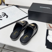 CHANEL 25S MULES WITH CHAIN DETAIL IN BLACK GLOSSY CALFSKIN GOLD HARDWARE