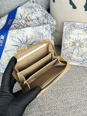CARO SCARLET WALLET 11 IN BEIGE MACROCANNAGE CALFSKIN