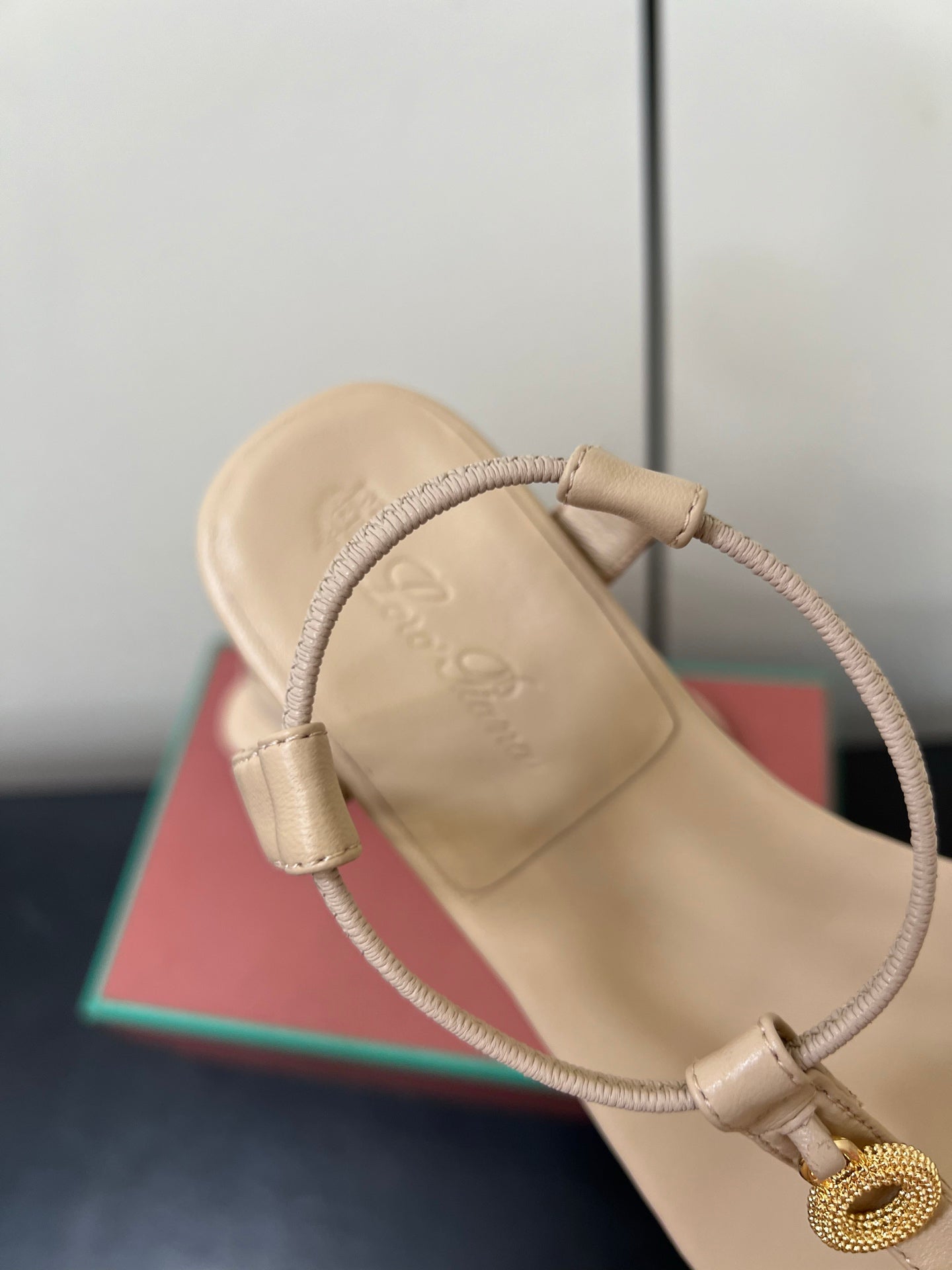 LP MINDIL SANDAL IN BEIGE LAMBSKIN