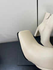 ALAIA 26S SQUARE-TOE BOOTS IN WHITE CALFSKIN