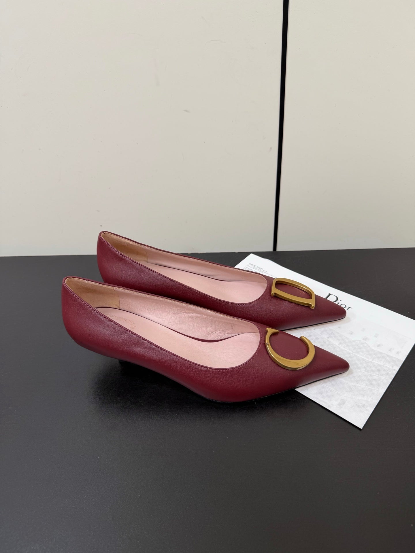 DIOR 26S POINTED-TOE HIGH HEELS 35MM IN DARK RED CALFSKIN GOLD HARDWARE