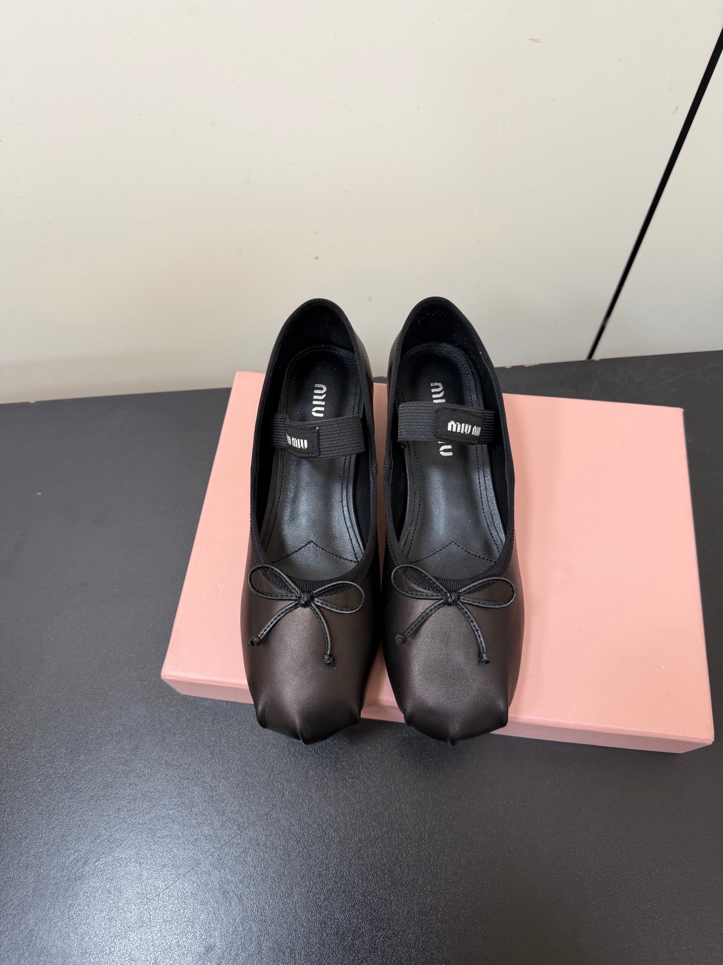 MIUMIU 26S FAIRY BALLET FLATS IN BLACK CALFSKIN