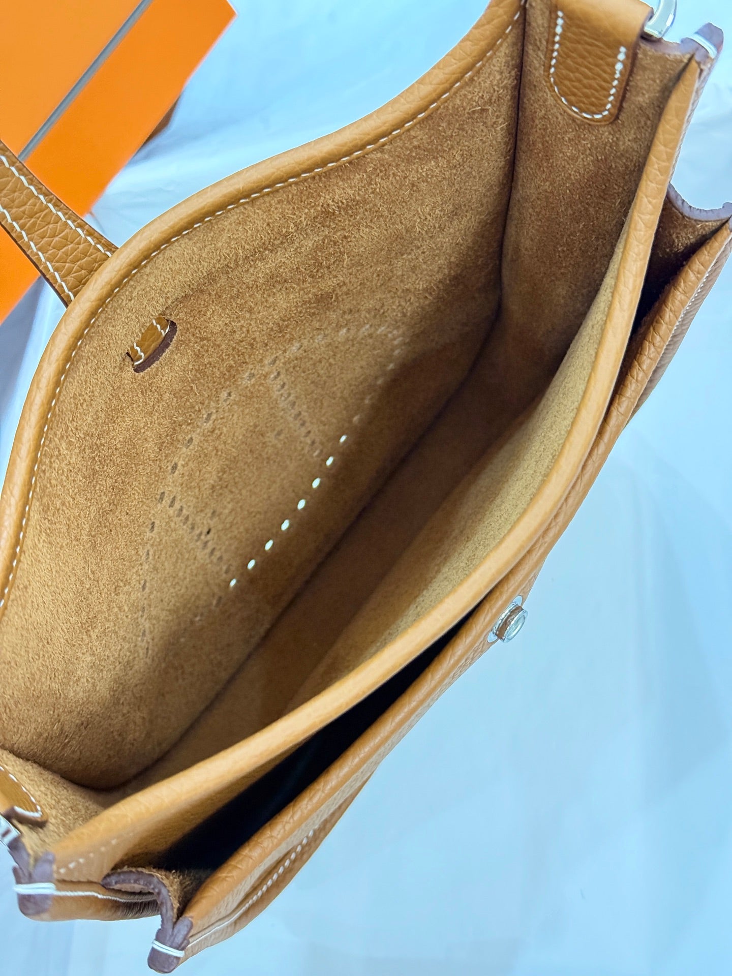HM 26S EVELYNE BAG 23MM IN ORANGE BROWN GRAINED CALFSKIN