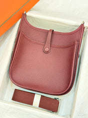 HM 26S EVELYNE BAG 23MM IN WINE RED GRAINED CALFSKIN