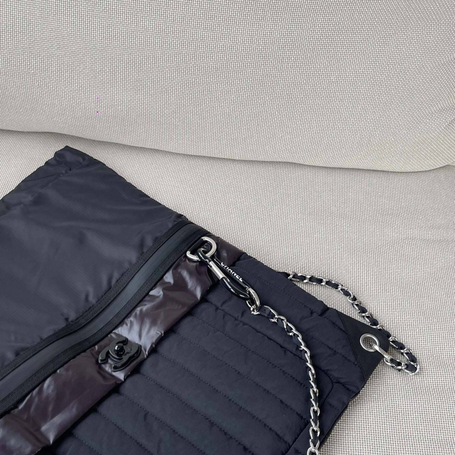 CHANEL 26S DRAWSTRING BACKPACK 44 IN BLACK PUFFY QUILTED NYLON