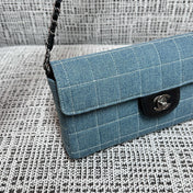 CHANEL 26S FLAP BAG 26 IN BLUE DENIM AND BLACK CALFSKIN DARK SILVER HARDWARE
