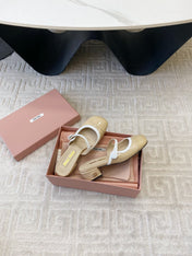 MARY JANE MULE PUMPS IN BEIGE GLOSSY SHEEPSKIN