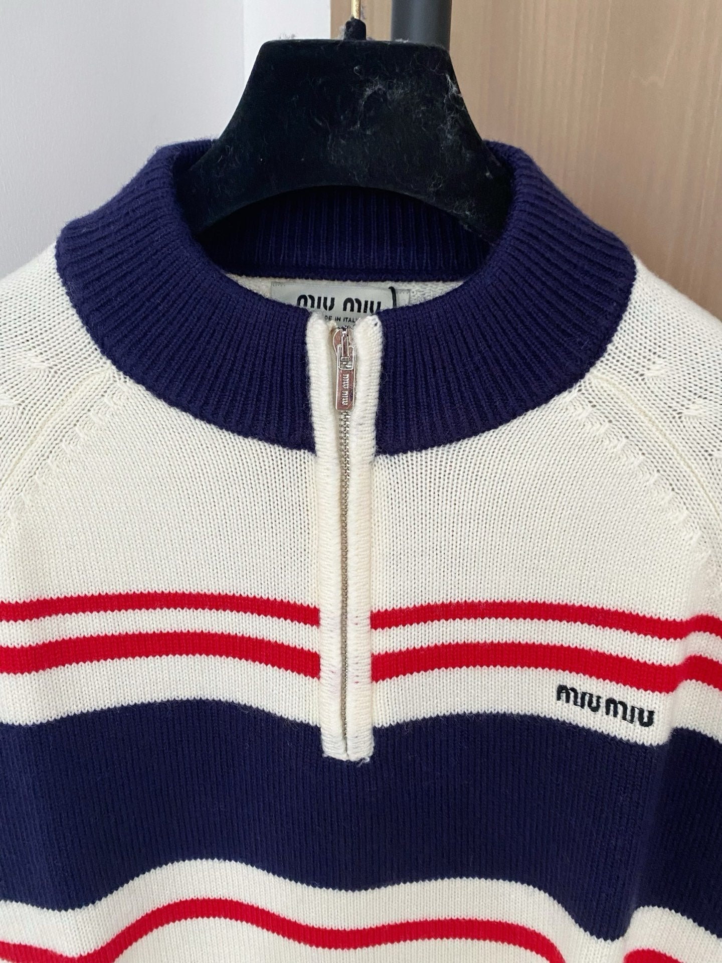 MIUMIU SWEATER STYLE 136