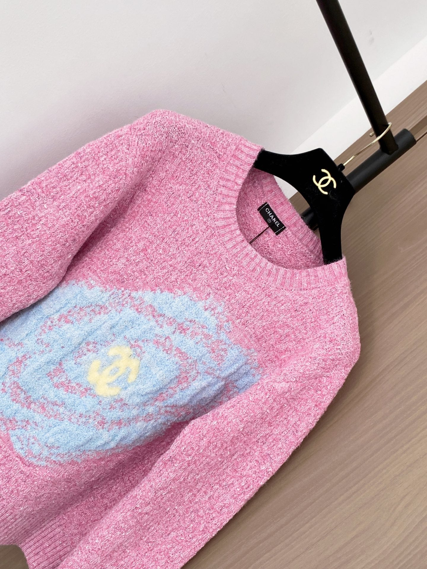 CHANEL 25S SWEATER 360
