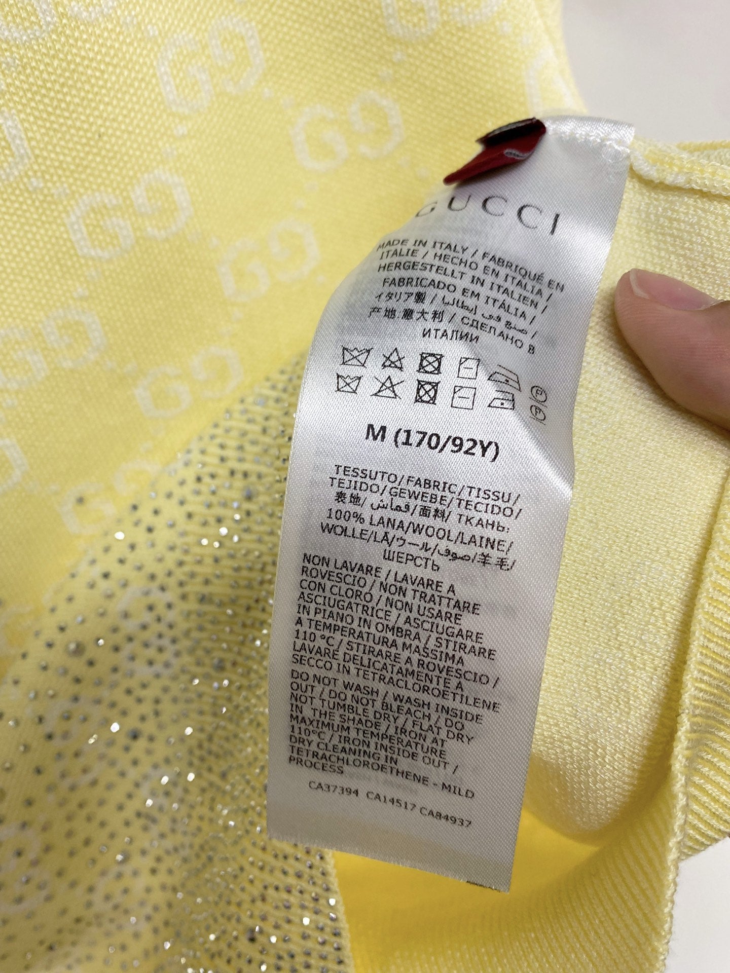 GUCCI 26S EMBELLISHED SLEEVELESS SWEATER 108