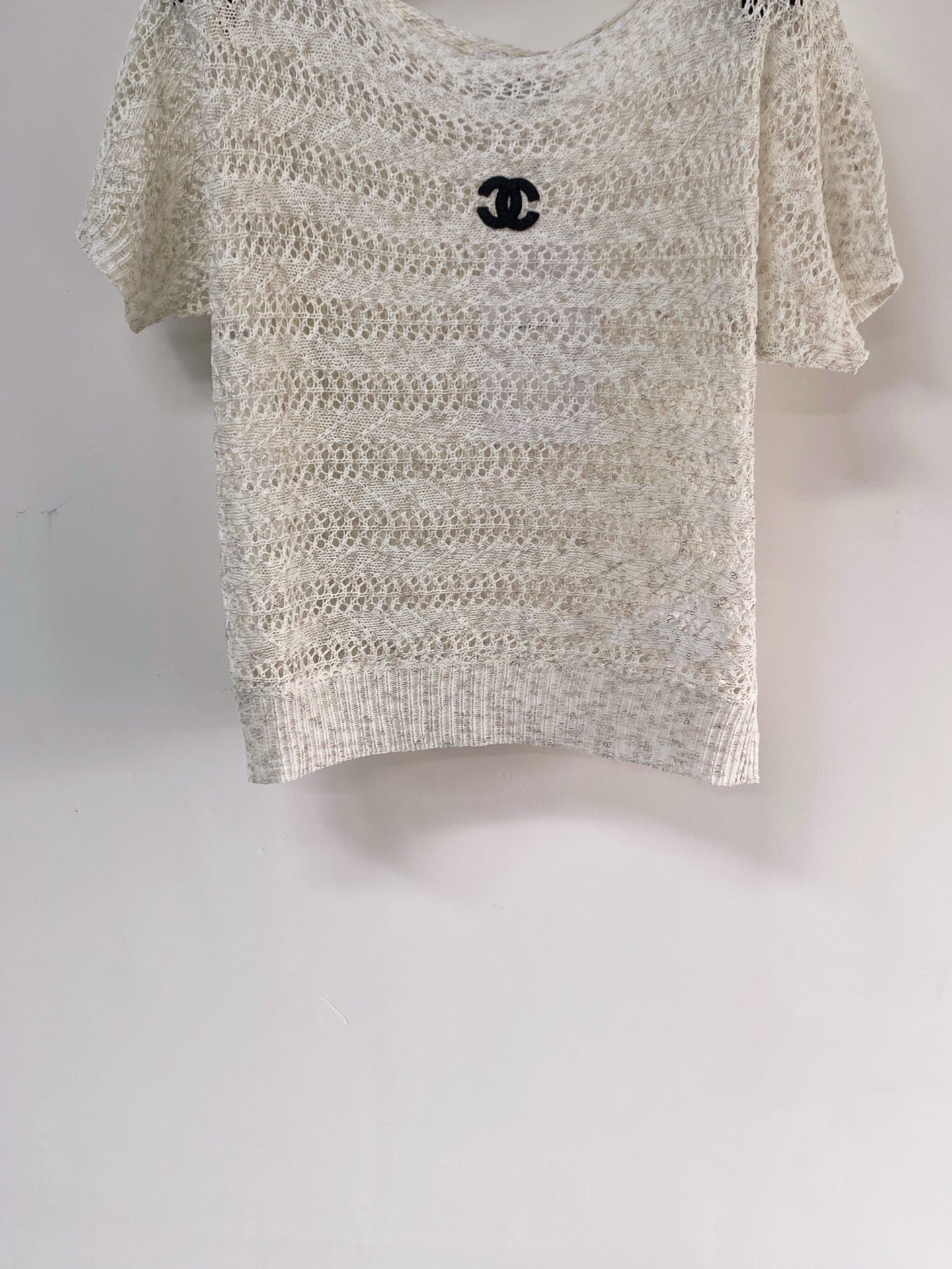 CHANEL 26S SHORT-SLEEVE KNIT TOP STYLE 1088
