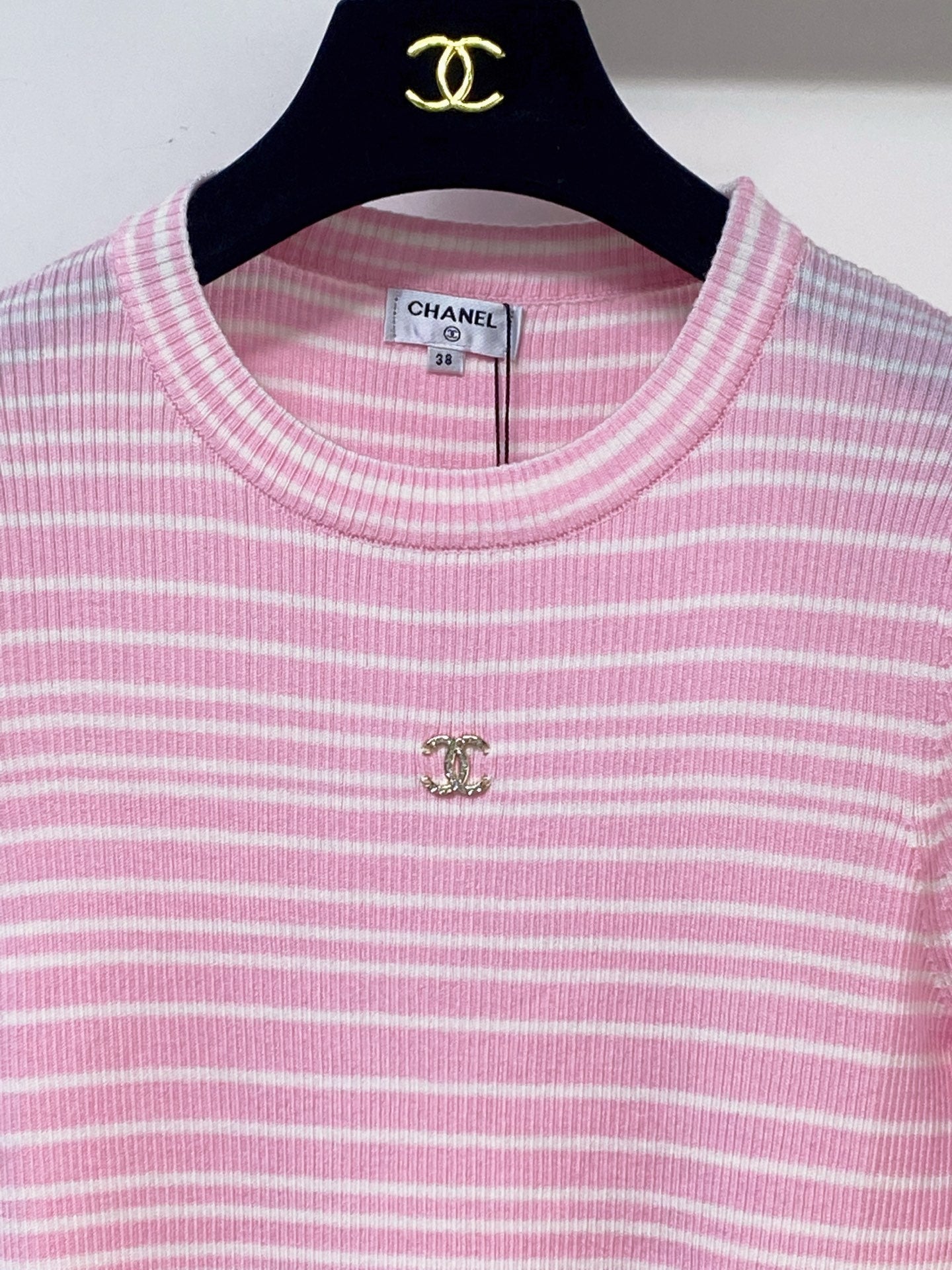CHANEL 26S SHORT-SLEEVE SWEATER STYLE 1050
