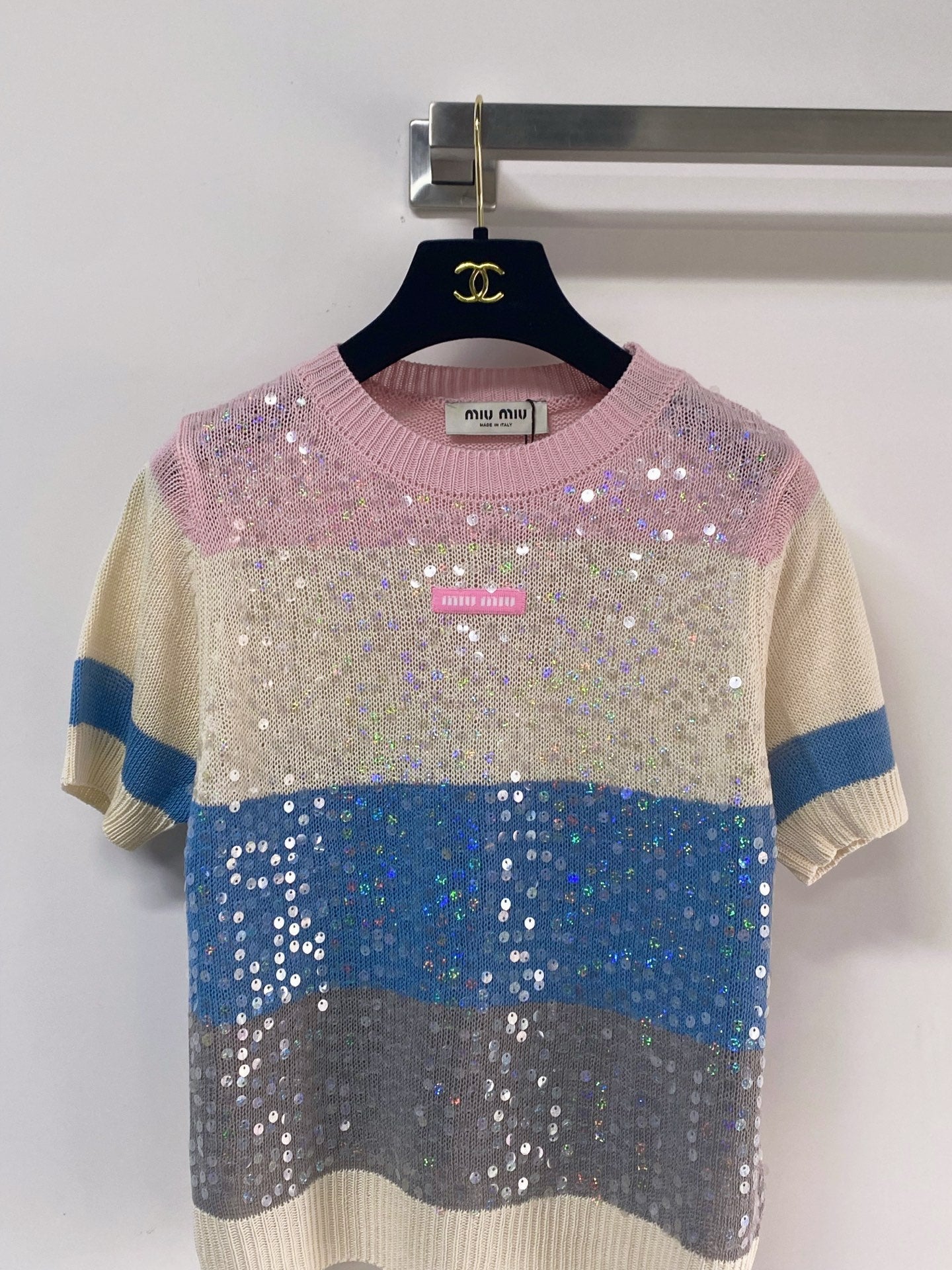 MIUMIU 26S SHORT-SLEEVED SWEATER STYLE 1129