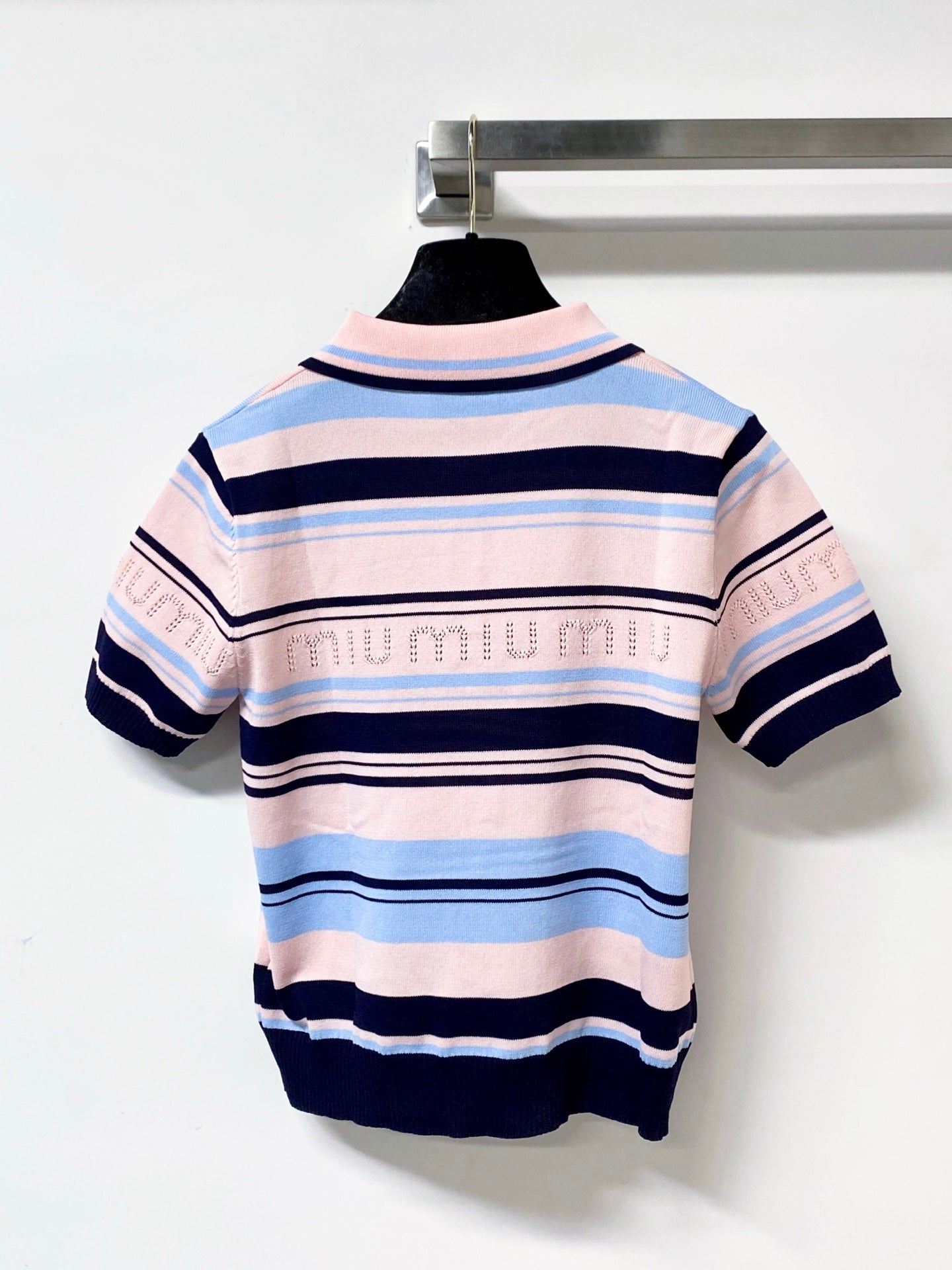 MIUMIU 26S SHORT-SLEEVED KNIT POLO SHIRT STYLE 1123