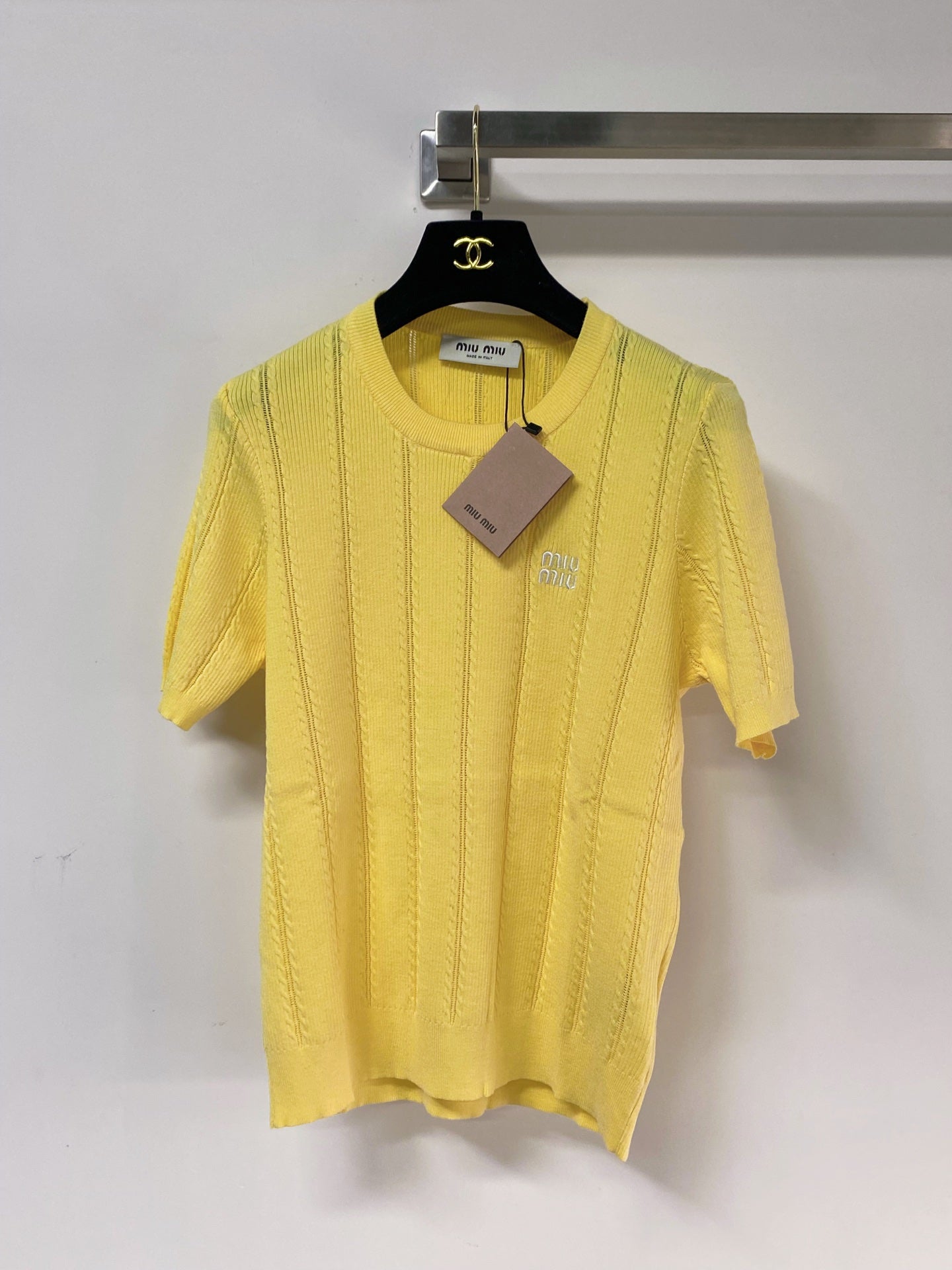 MIUMIU 26S SHORT-SLEEVED SWEATER STYLE 1120