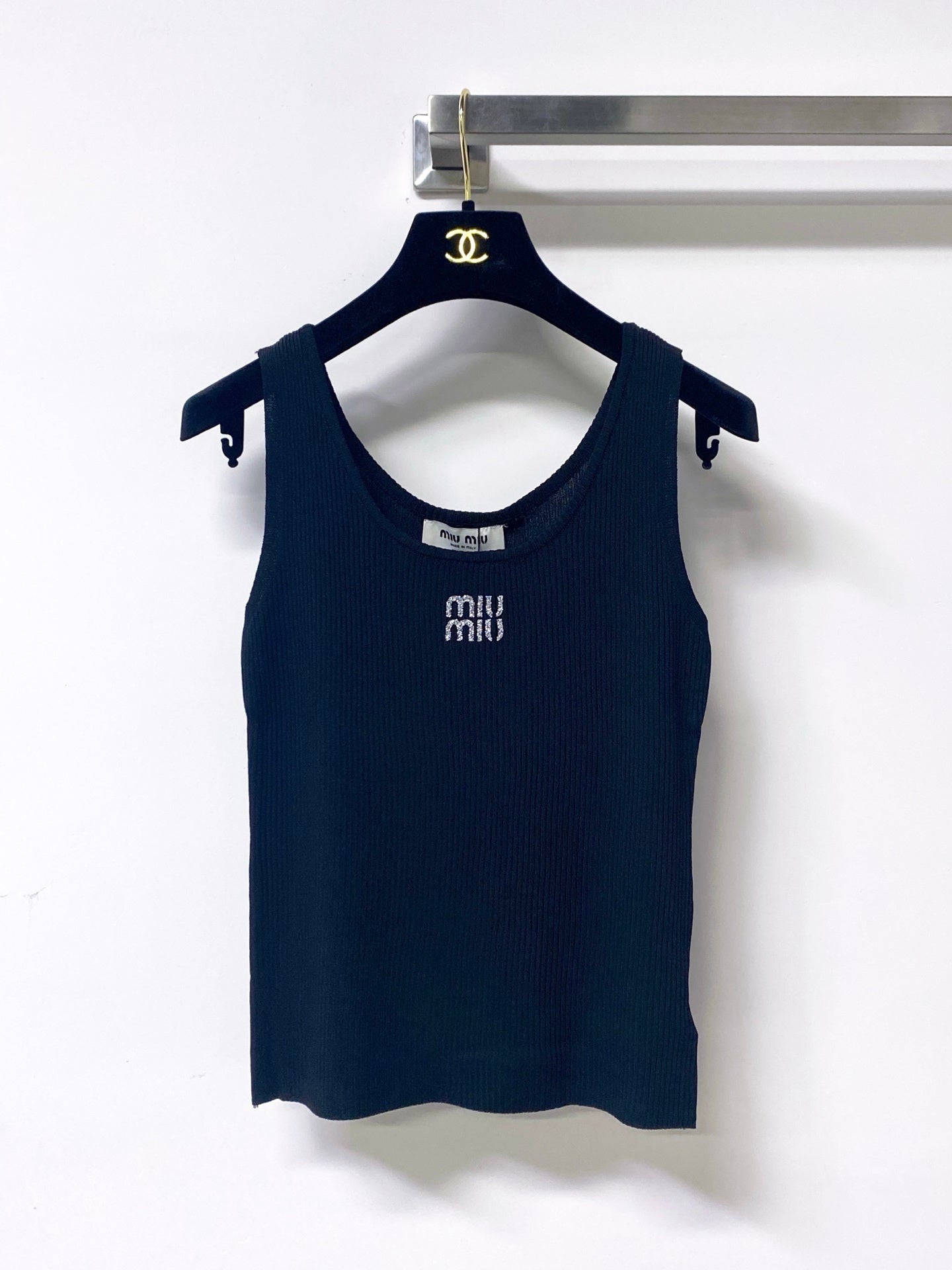MIUMIU 26S TANK TOP STYLE 1048
