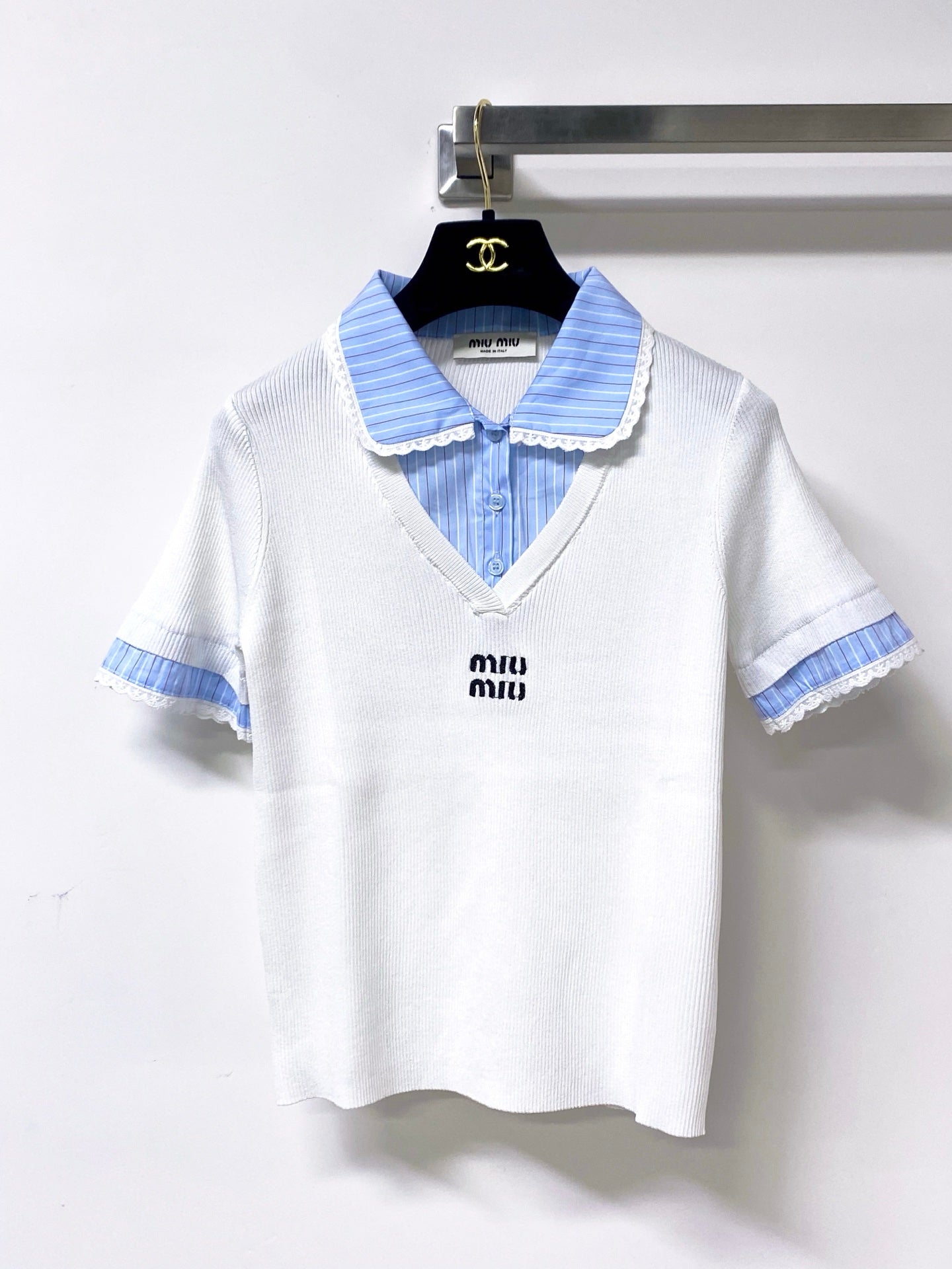 MIUMIU 26S SHORT-SLEEVED KNIT POLO SHIRT STYLE 1054