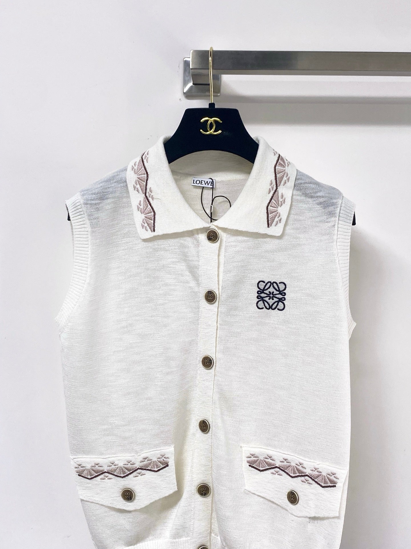 LOEWE 26S SLEEVELESS POLO SHIRT 399