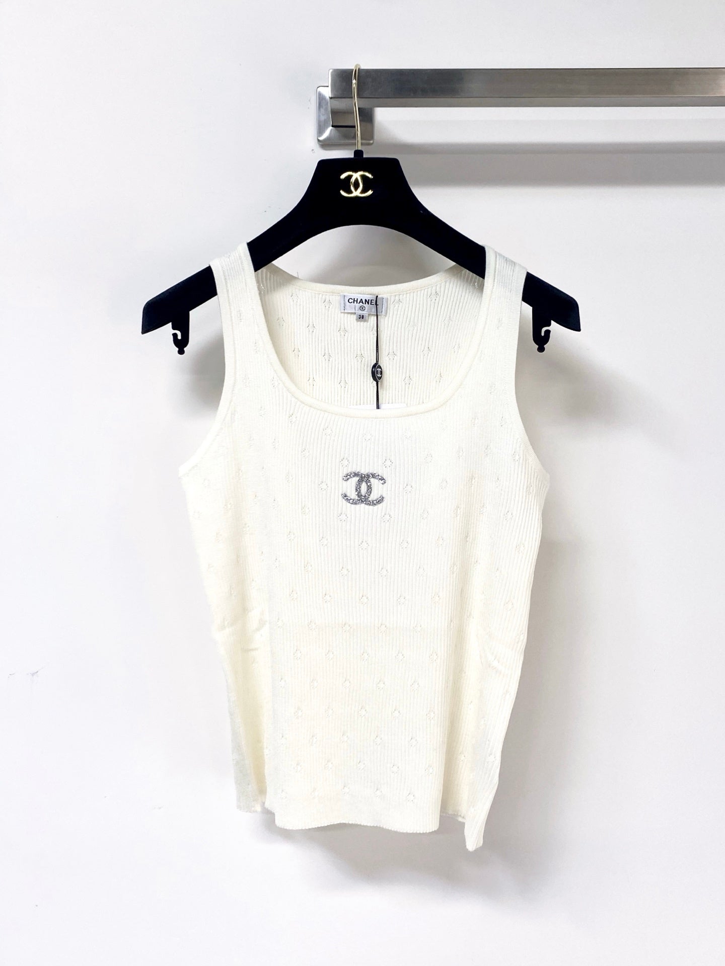 CHANEL 26S KNITTED SLEEVELESS TOP STYLE 1173