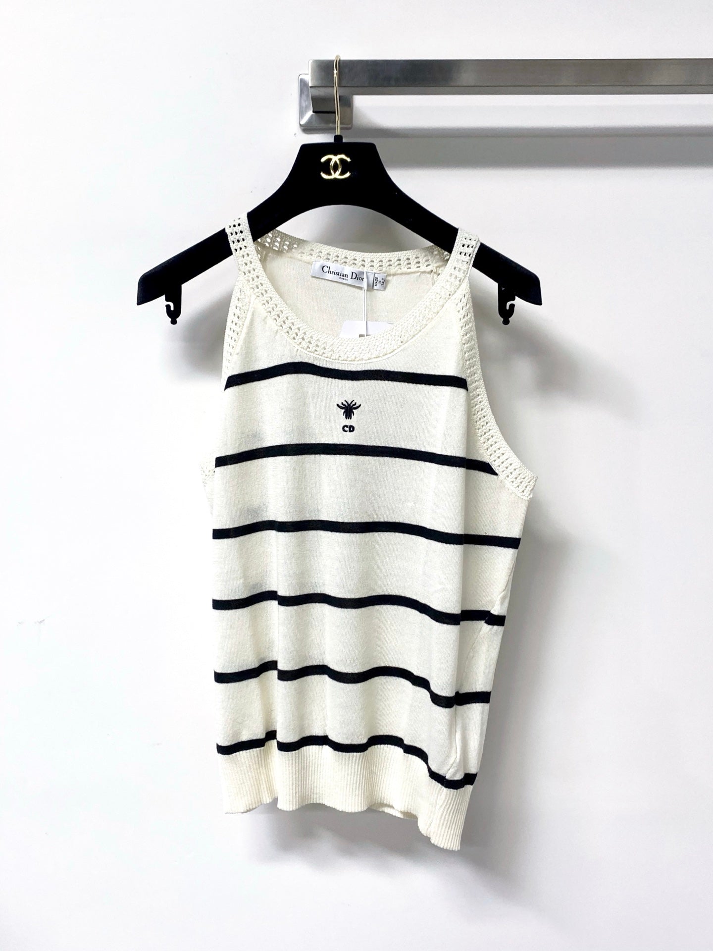 DIOR 26S SLEEVELESS TOP 1237