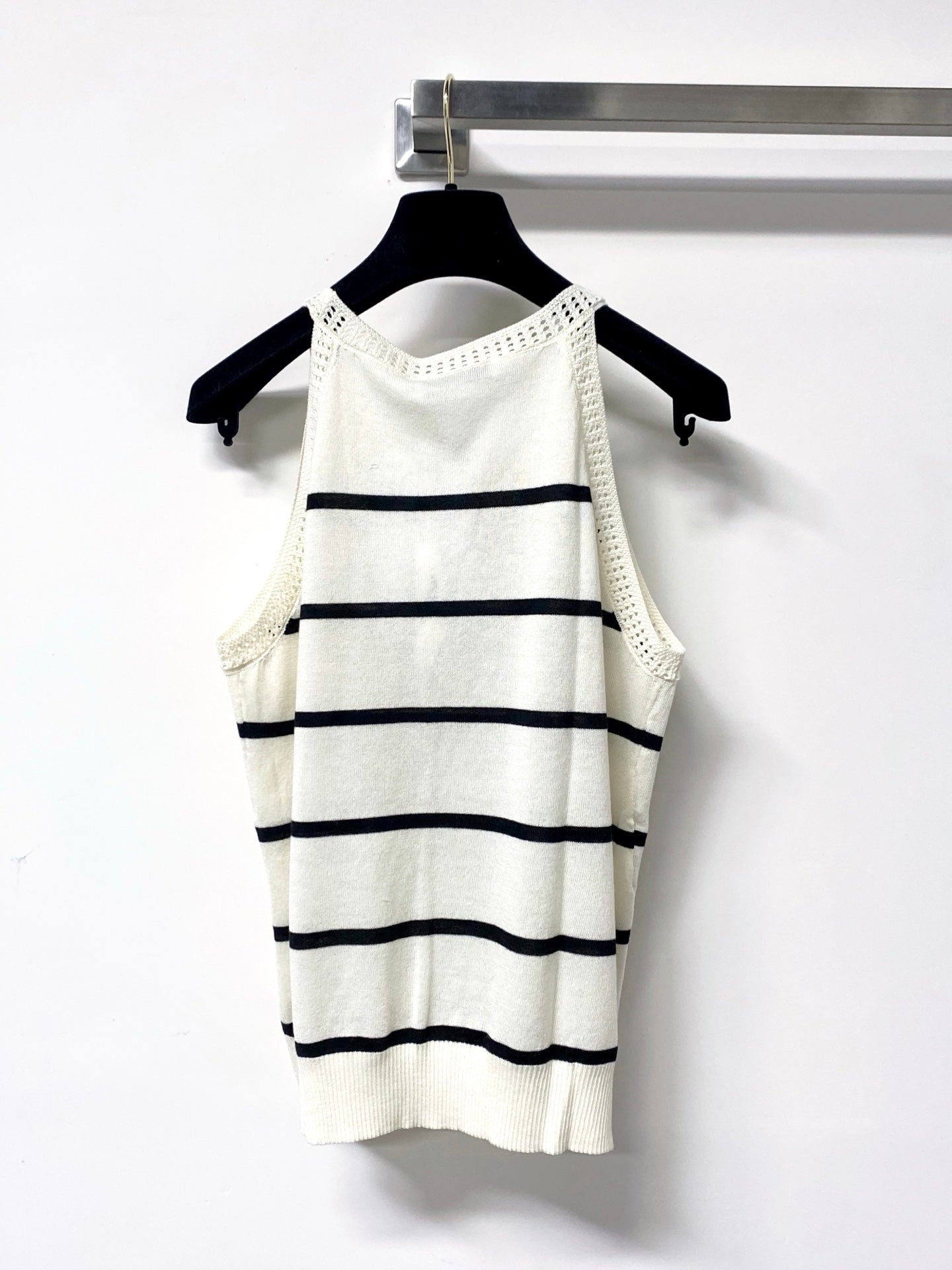 DIOR 26S SLEEVELESS TOP 1237