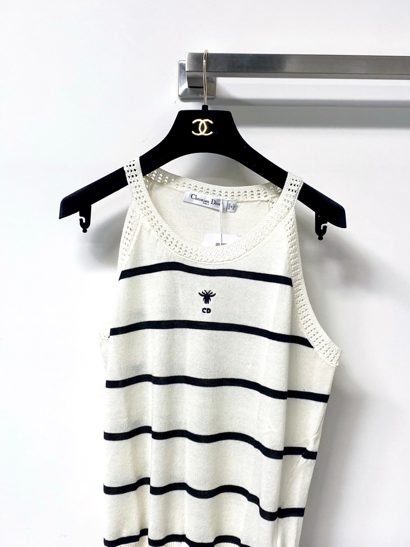 DIOR 26S SLEEVELESS TOP 1237