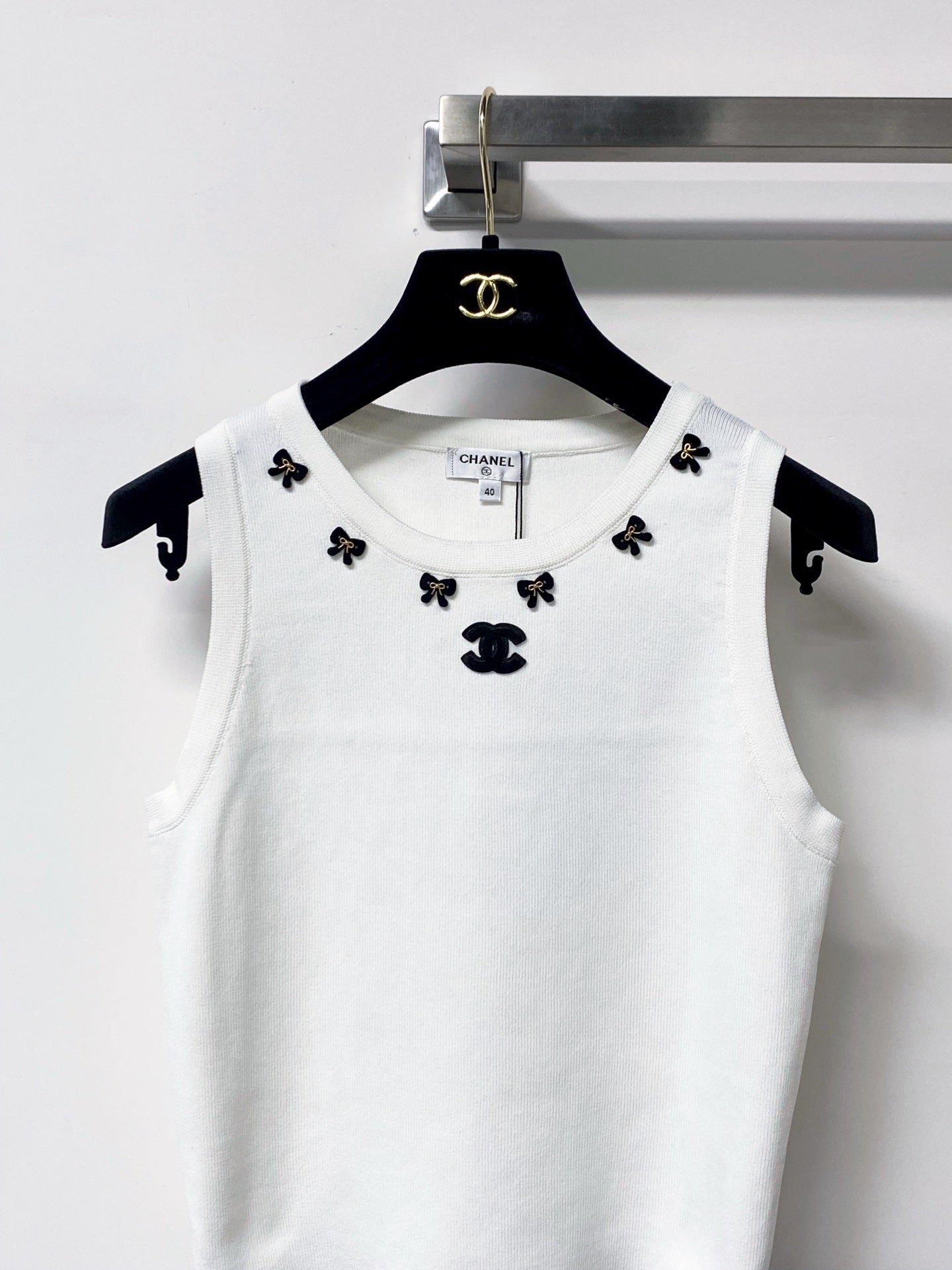 CHANEL 26S KNIT SLEEVELESS TOP STYLE 1254