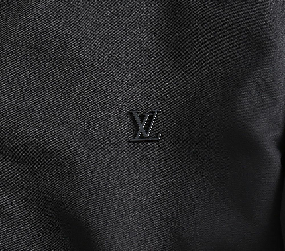 LV DOUBLE-SIDED JACKET BLACK 239003
