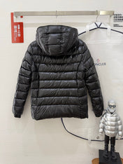 MONCLER 25S SHORT DOWN JACKET 326