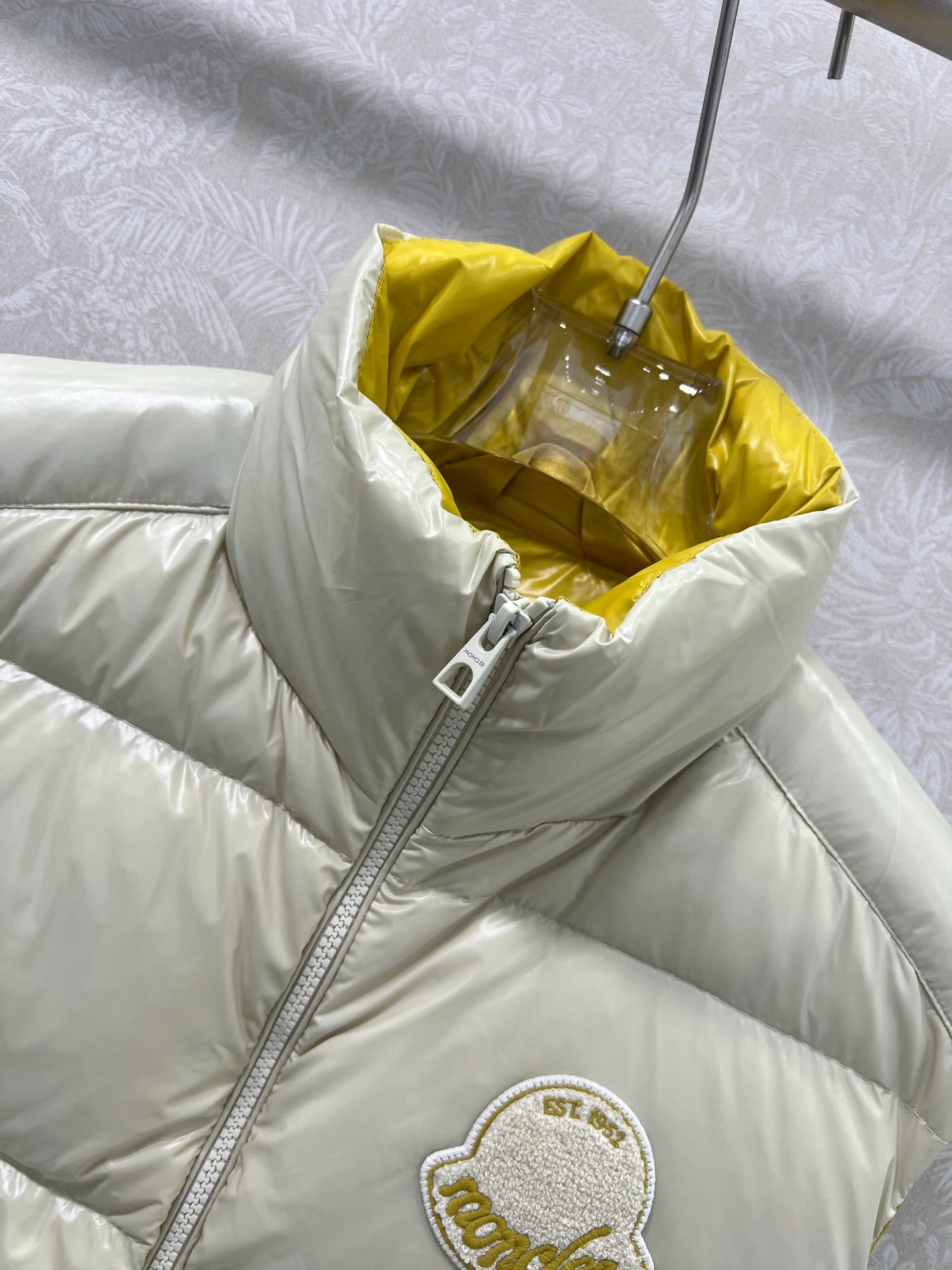 MONCLER 25S DOWN VEST 299326