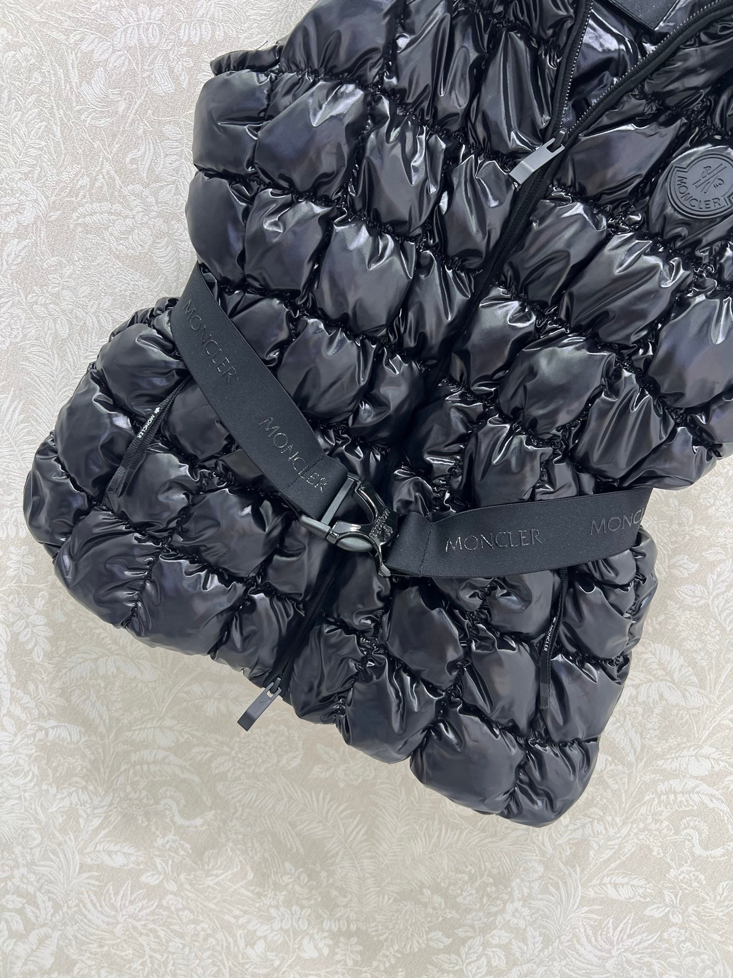 MONCLER 25S JACKET IN BLACK 102