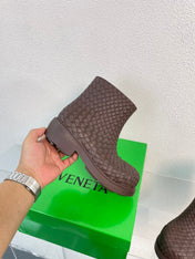 FIREMAN BOOTS IN CHOCOLATE BROWN RUBBER WITH ICONIC INTRECCIO MOTIF