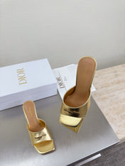 DIOR 26S KITTEN HEEL MULE SANDALS IN GOLD CALFSKIN WITH LOGO